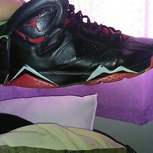 Jordans 7 red and black